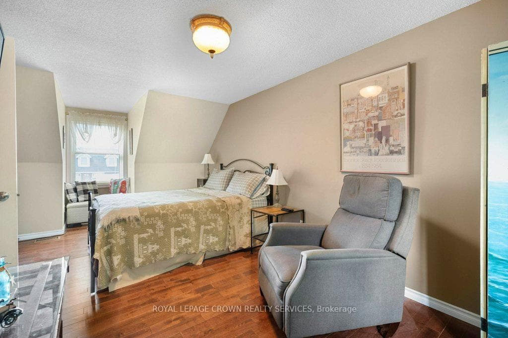 79 Hubert Street photo 21