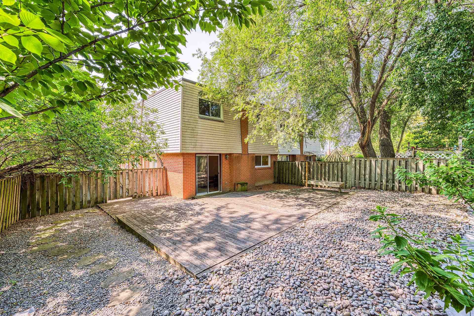 25 Silas Hill Drive photo 31