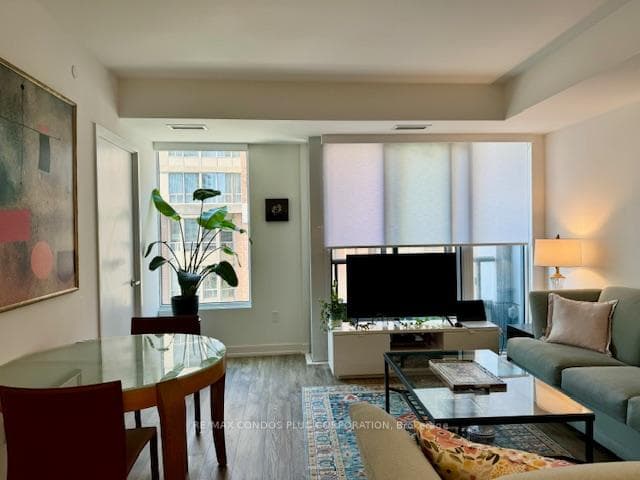 Living & Dining Area