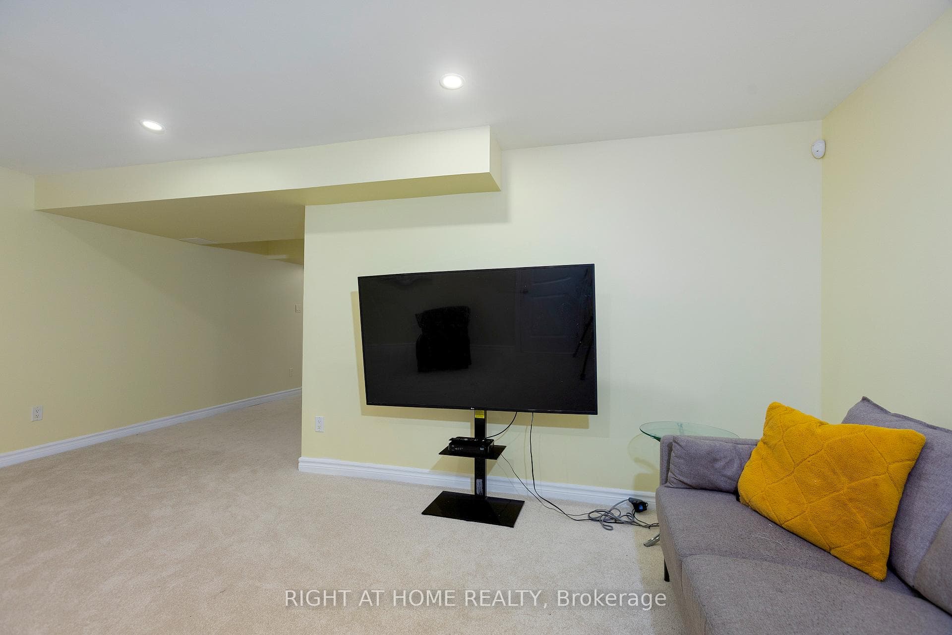 244 Tewsley Drive photo 33