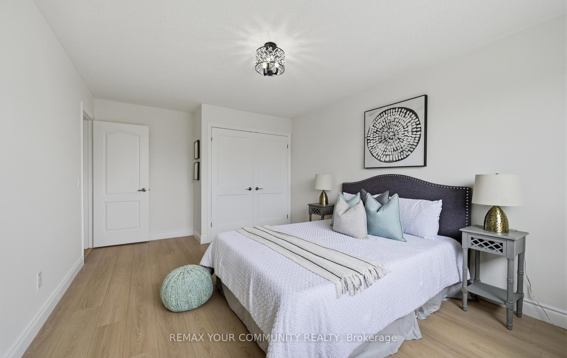 1554 Saugeen Drive photo 24