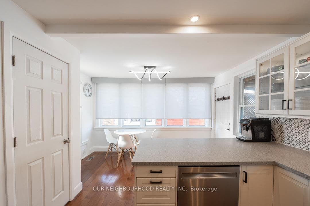 18 Caroline Street photo 14