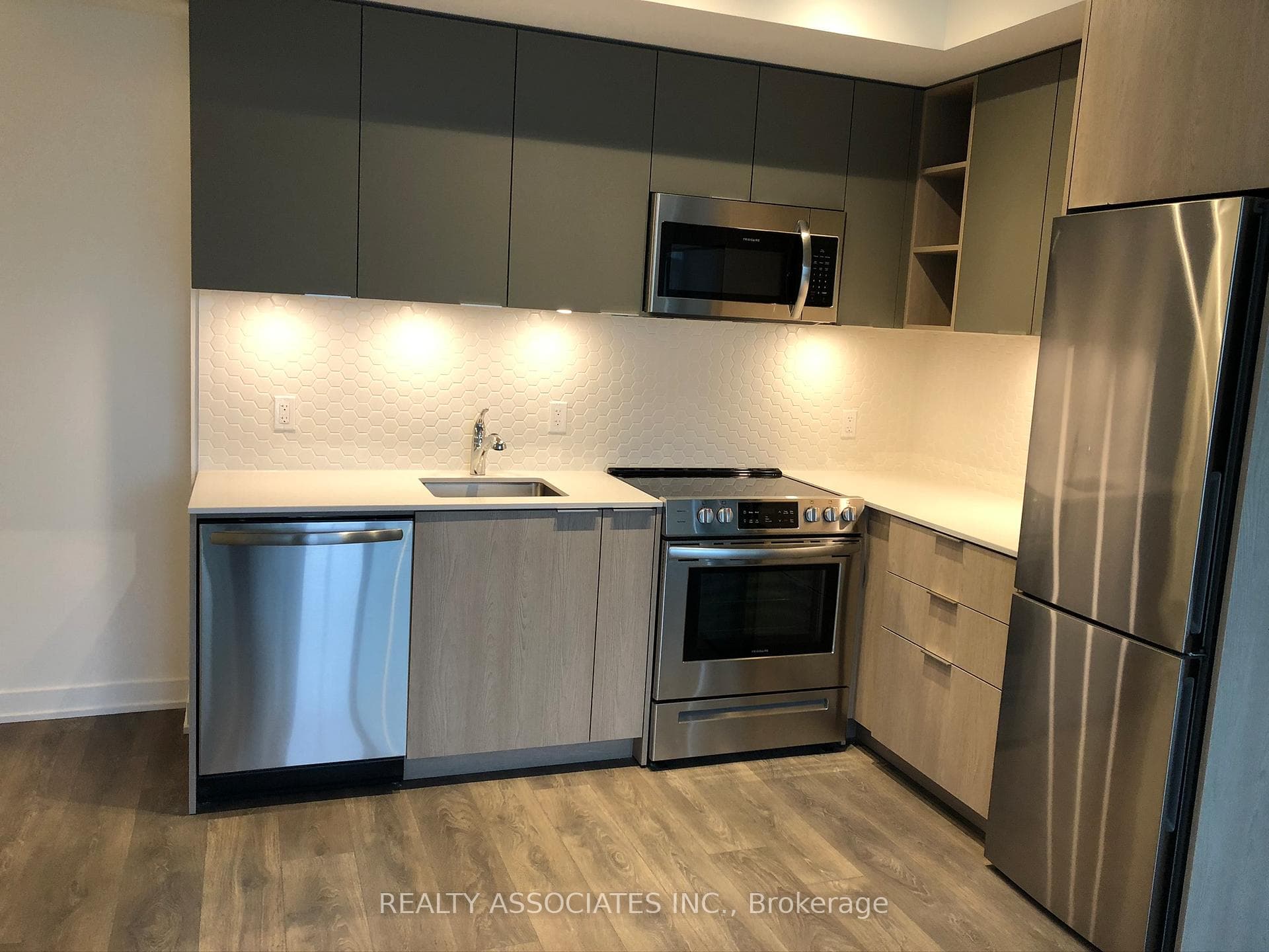 30 Ordnance Street Unit 1009 photo 6