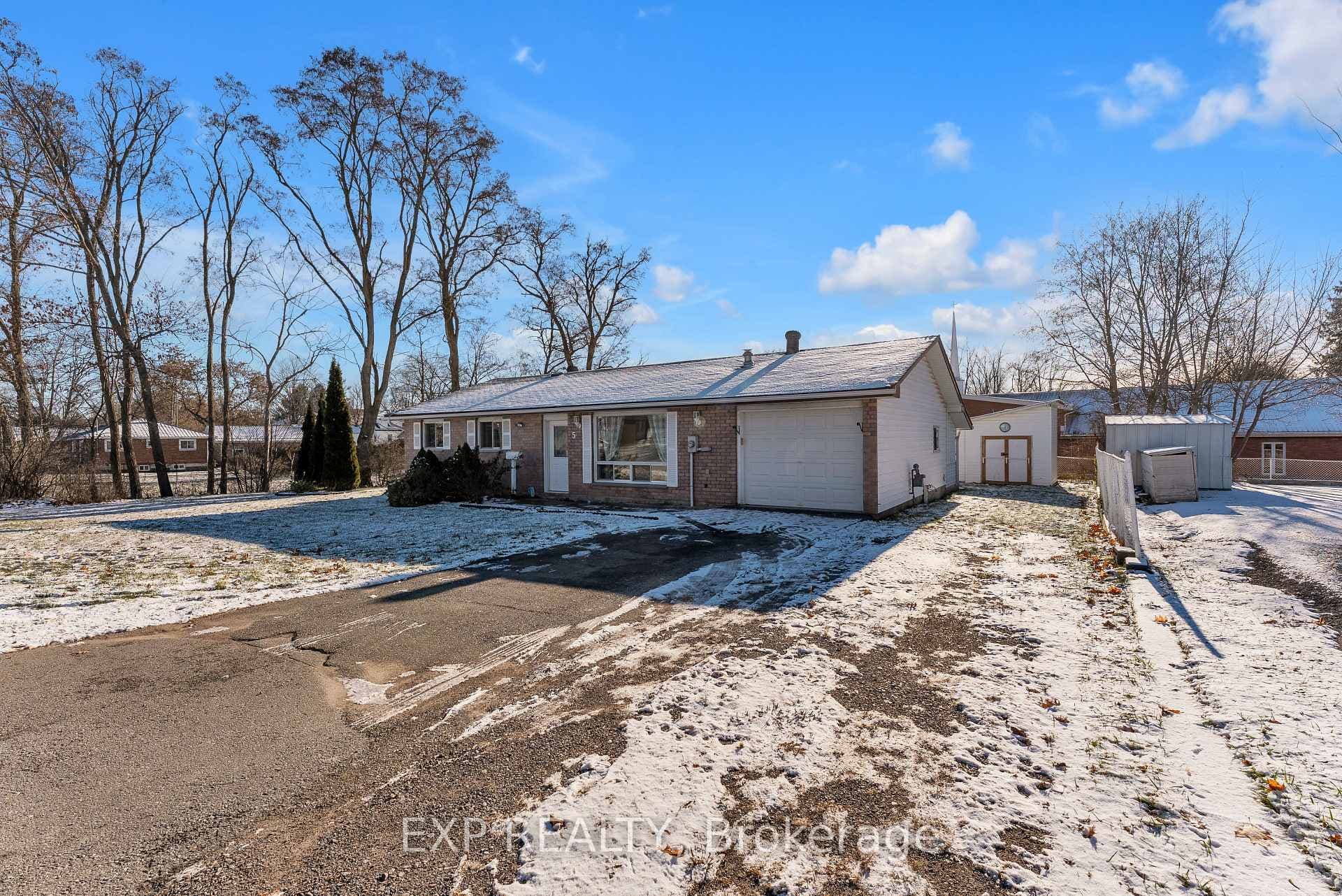 5 Crawford Drive photo 3
