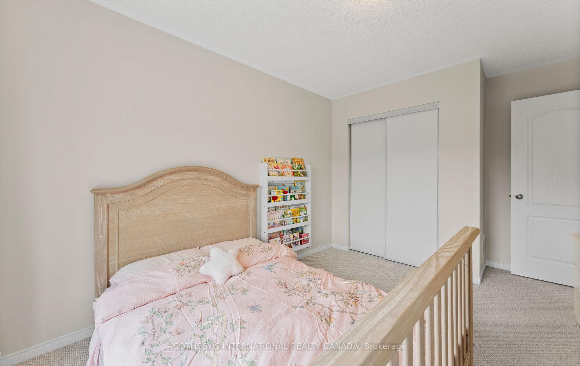 745 Farmstead Drive Unit 21 photo 32