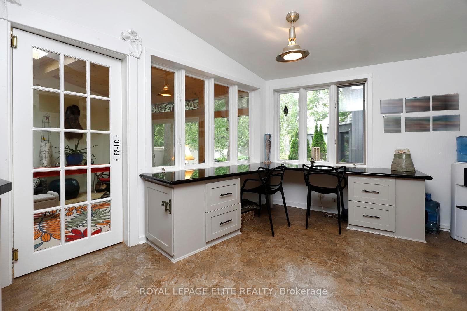 174 Owen Street photo 19