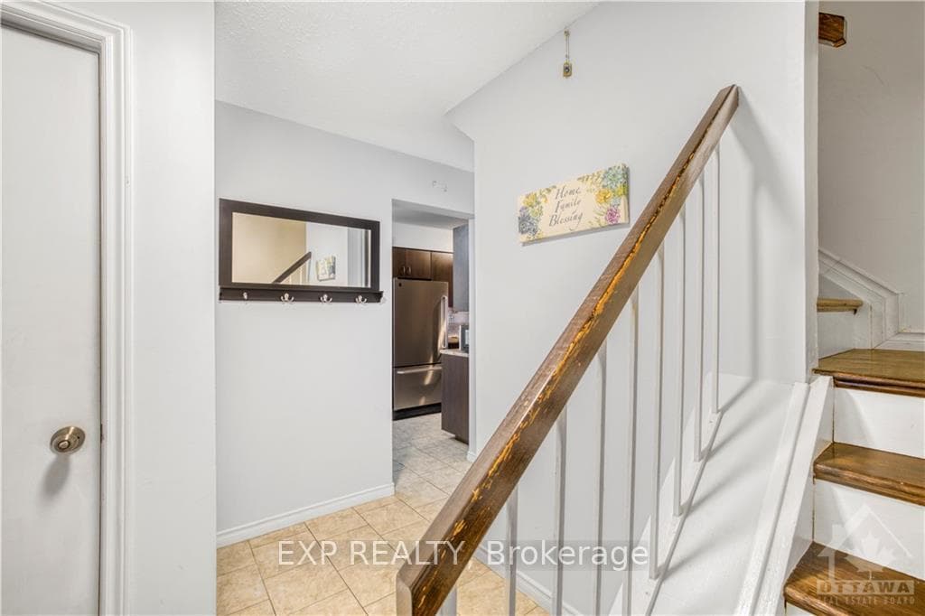 1602 CHEEVERS Crescent photo 12