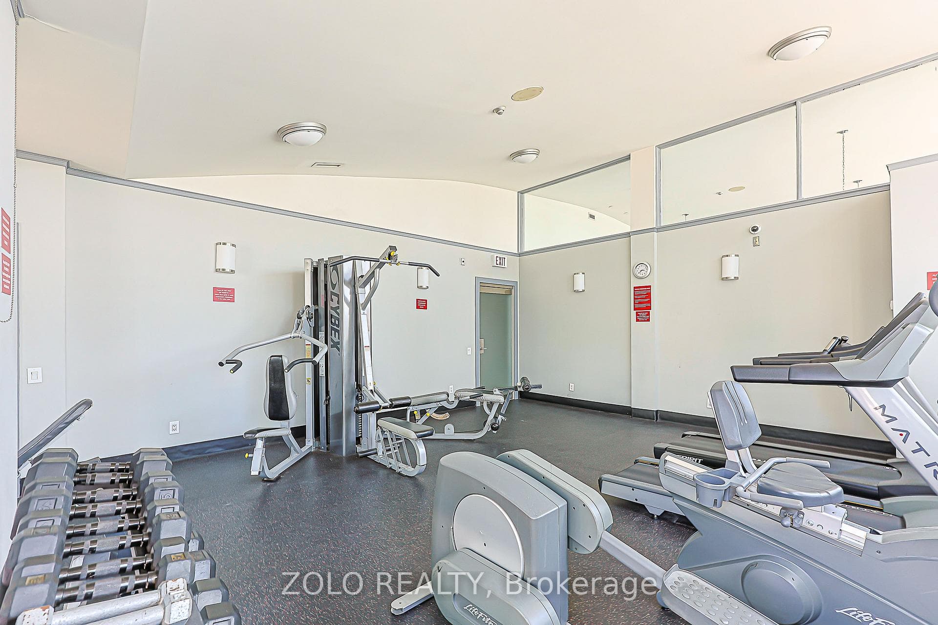 555 Yonge Street Unit 804 photo 29