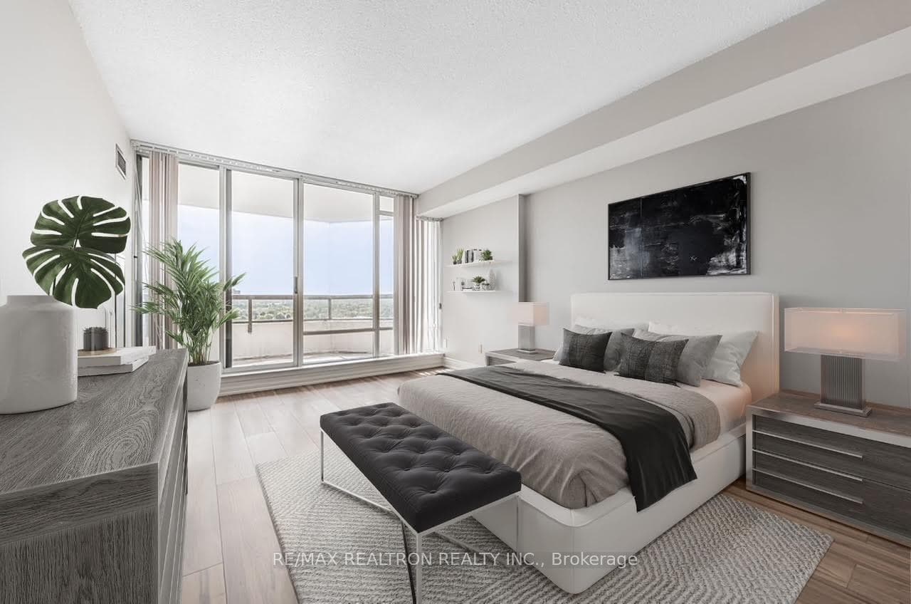 1121 Steeles Avenue Unit 1412 photo 17