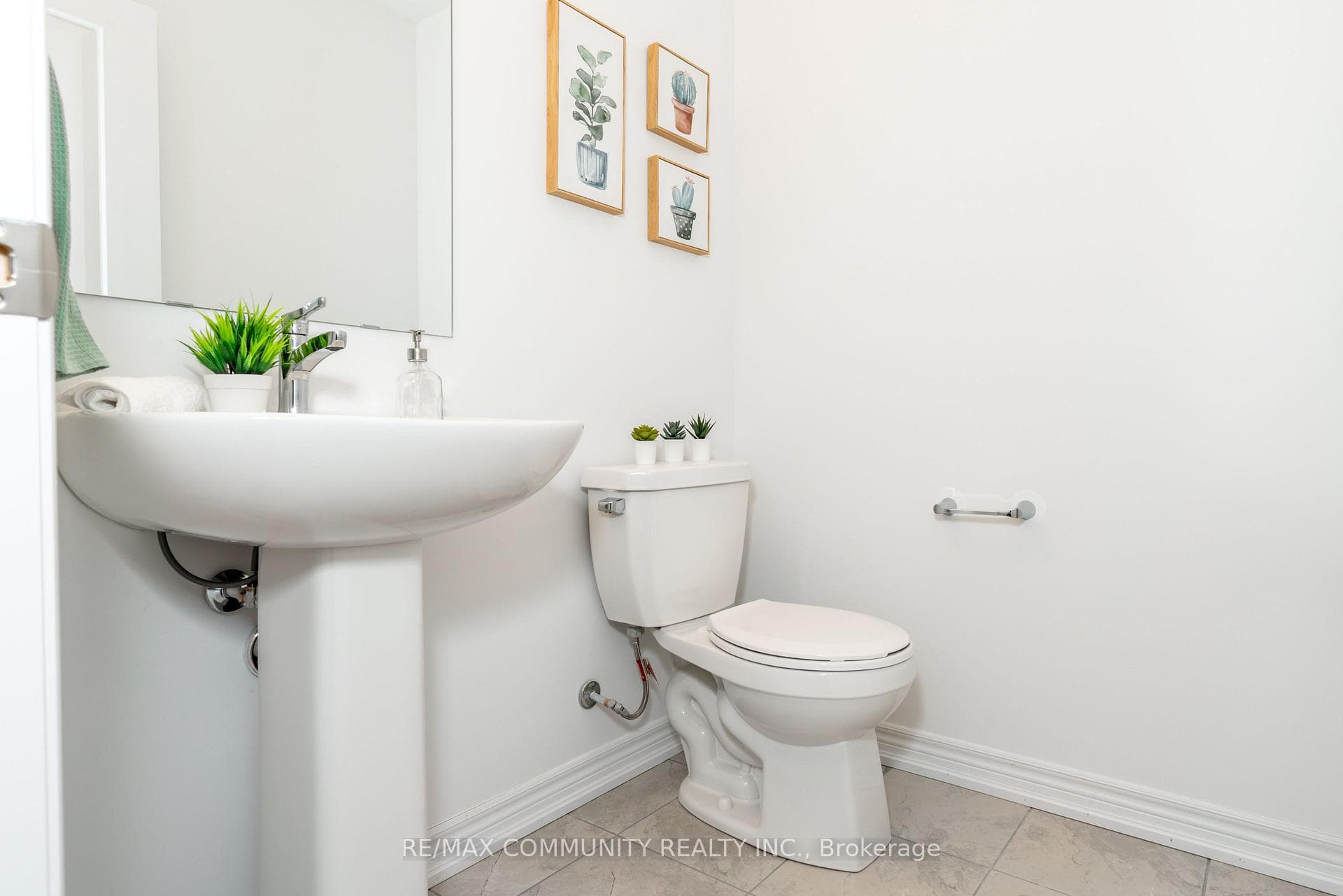 27 Sorbara Way photo 10