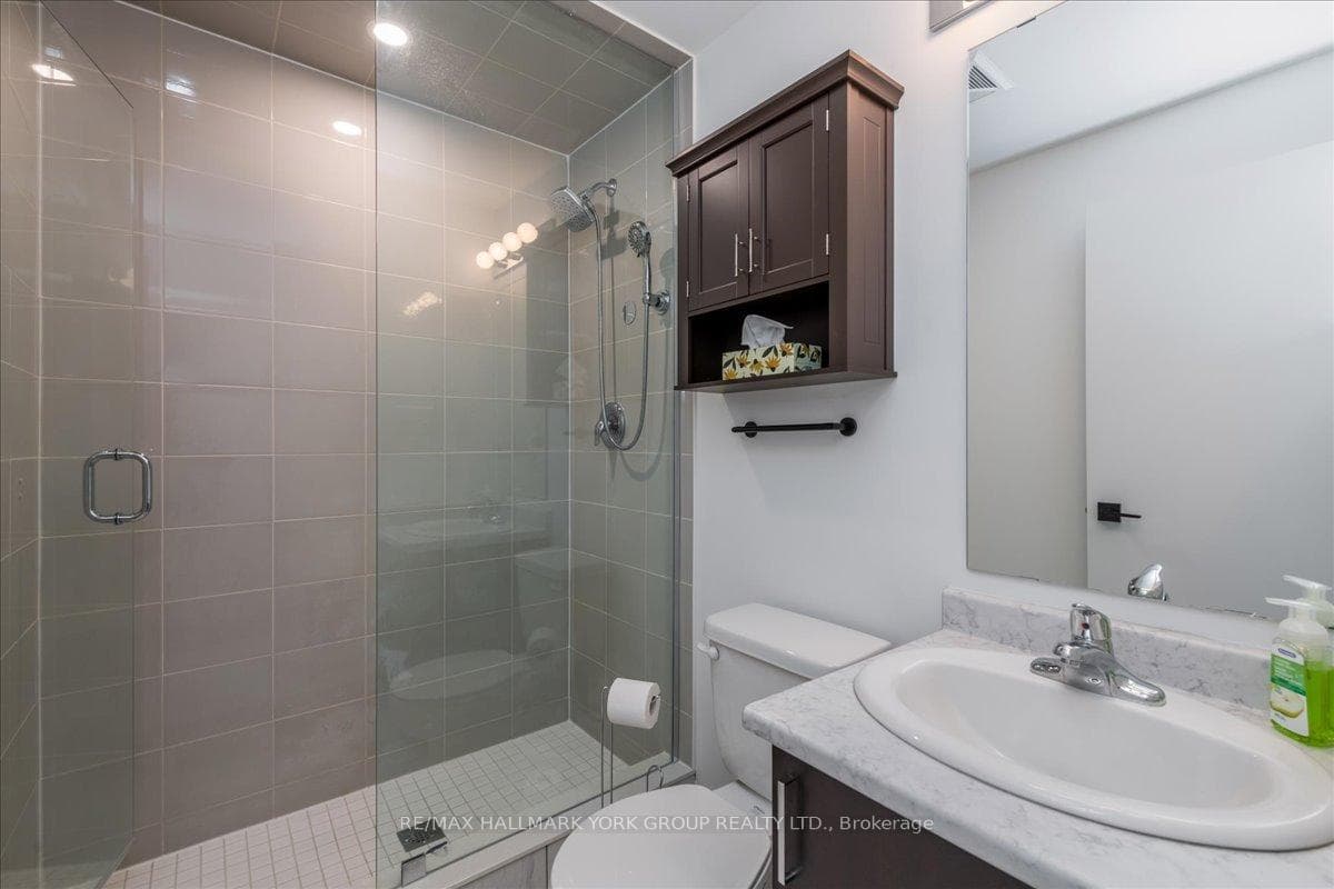 4 Spice Way Unit 105 photo 11