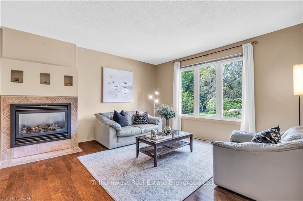 259 WARATAH Avenue photo 5
