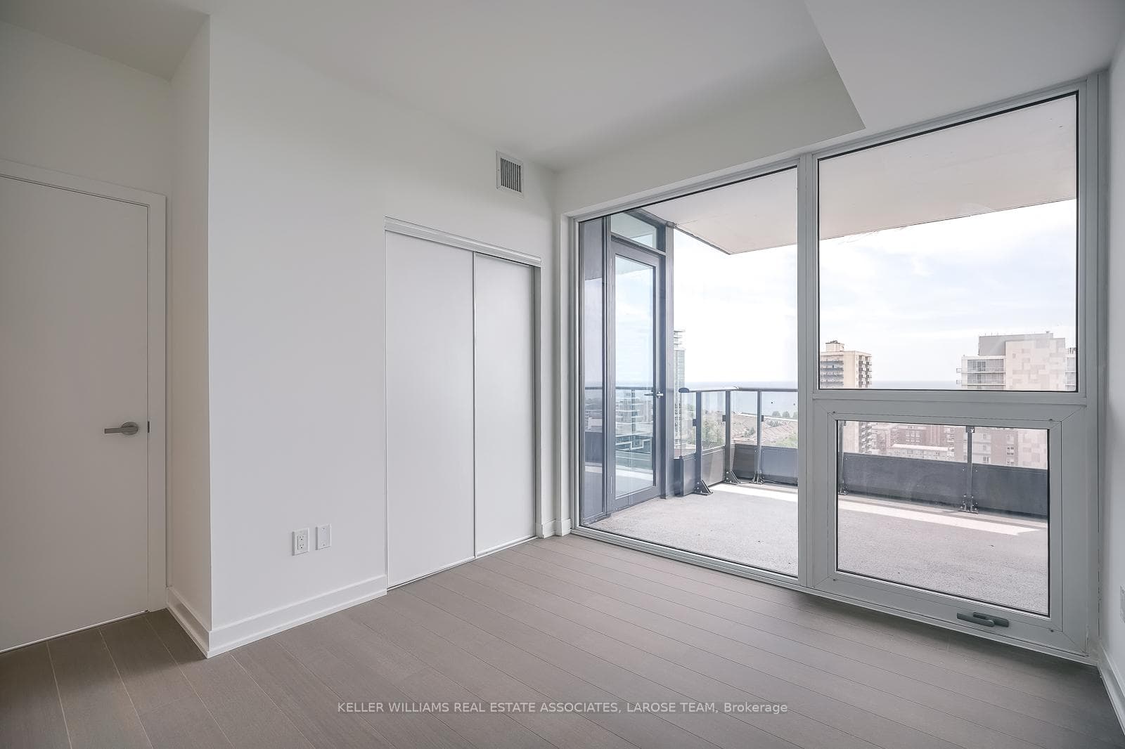 28 Ann Street Unit 1307 photo 12