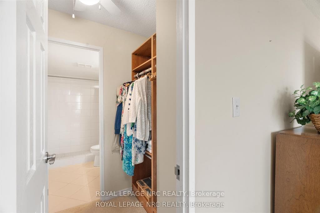 7 Gale Crescent Unit 1109 photo 27