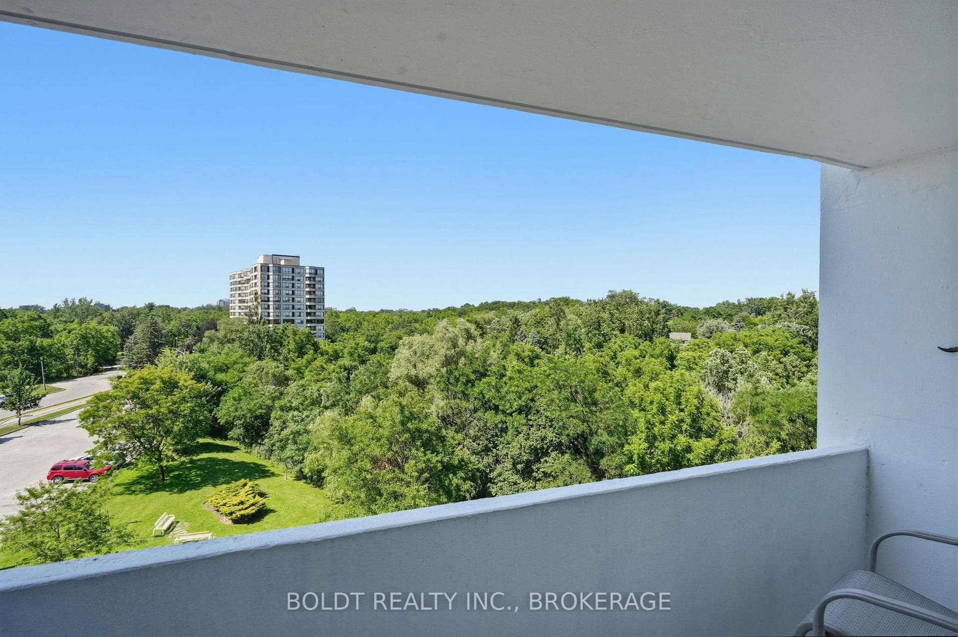 15 Towering Heights Boulevard Unit 504 photo 33