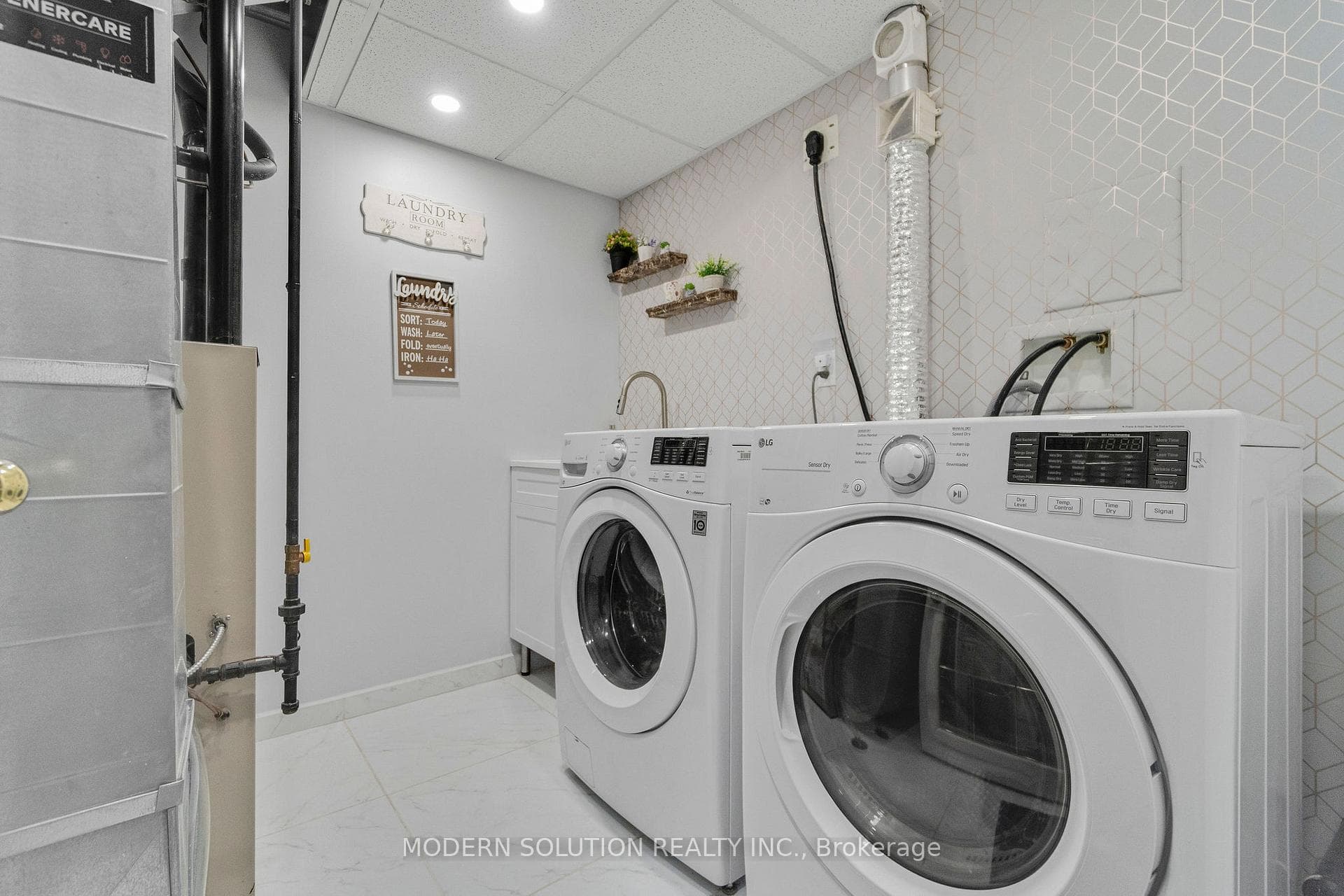 5055 Heatherleigh Avenue Unit 141 photo 28