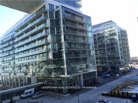 39 Queens Quay Unit 438 photo 4