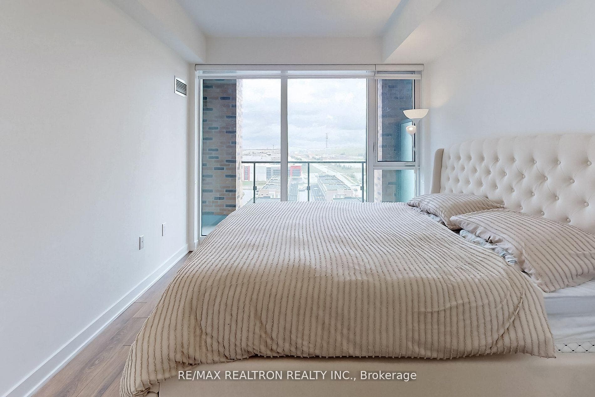 100 Eagle Rock Way Unit 1002 photo 19