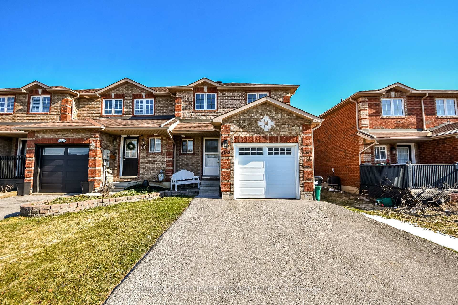 256 Dunsmore Lane photo 37