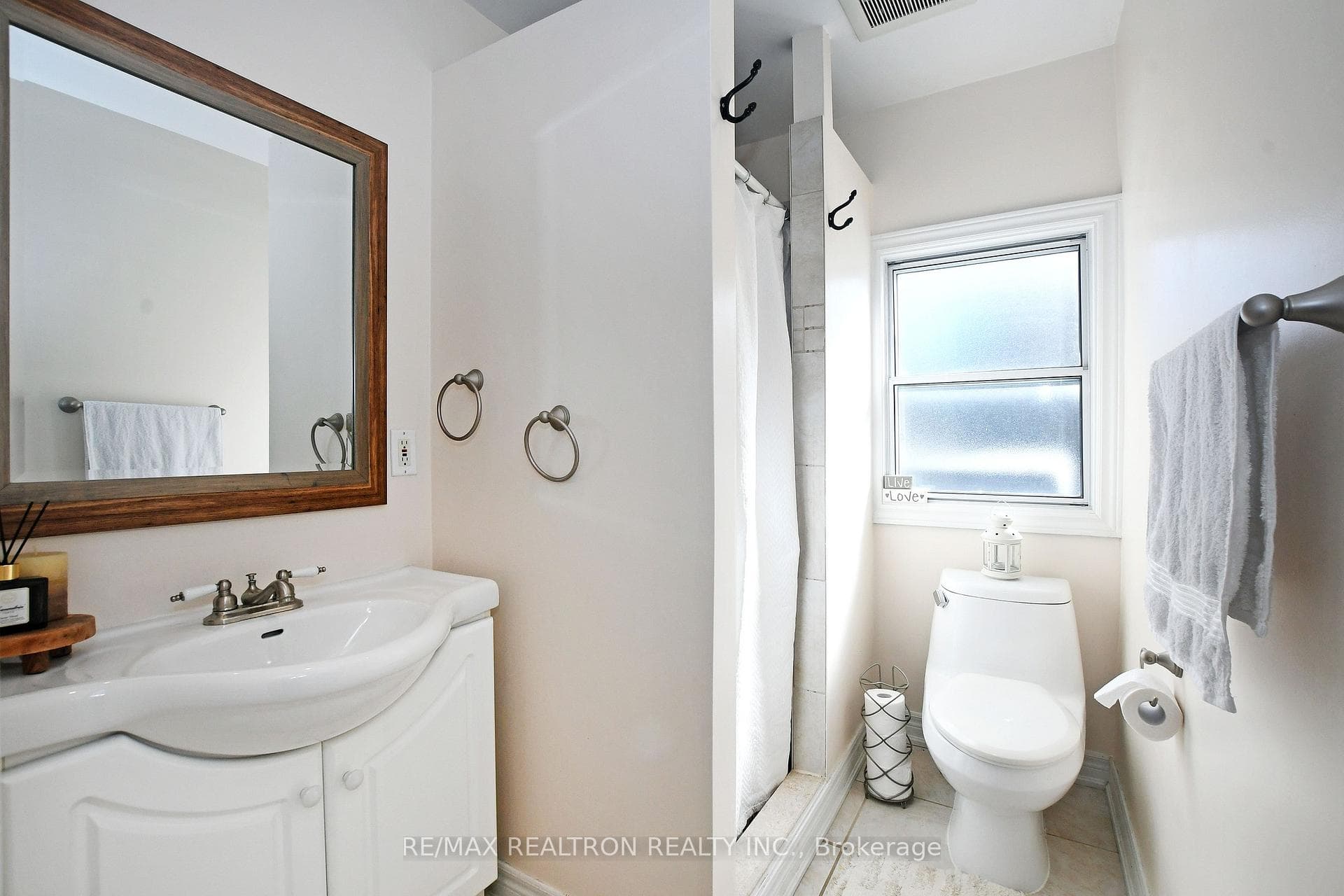 11 Penny Place photo 13