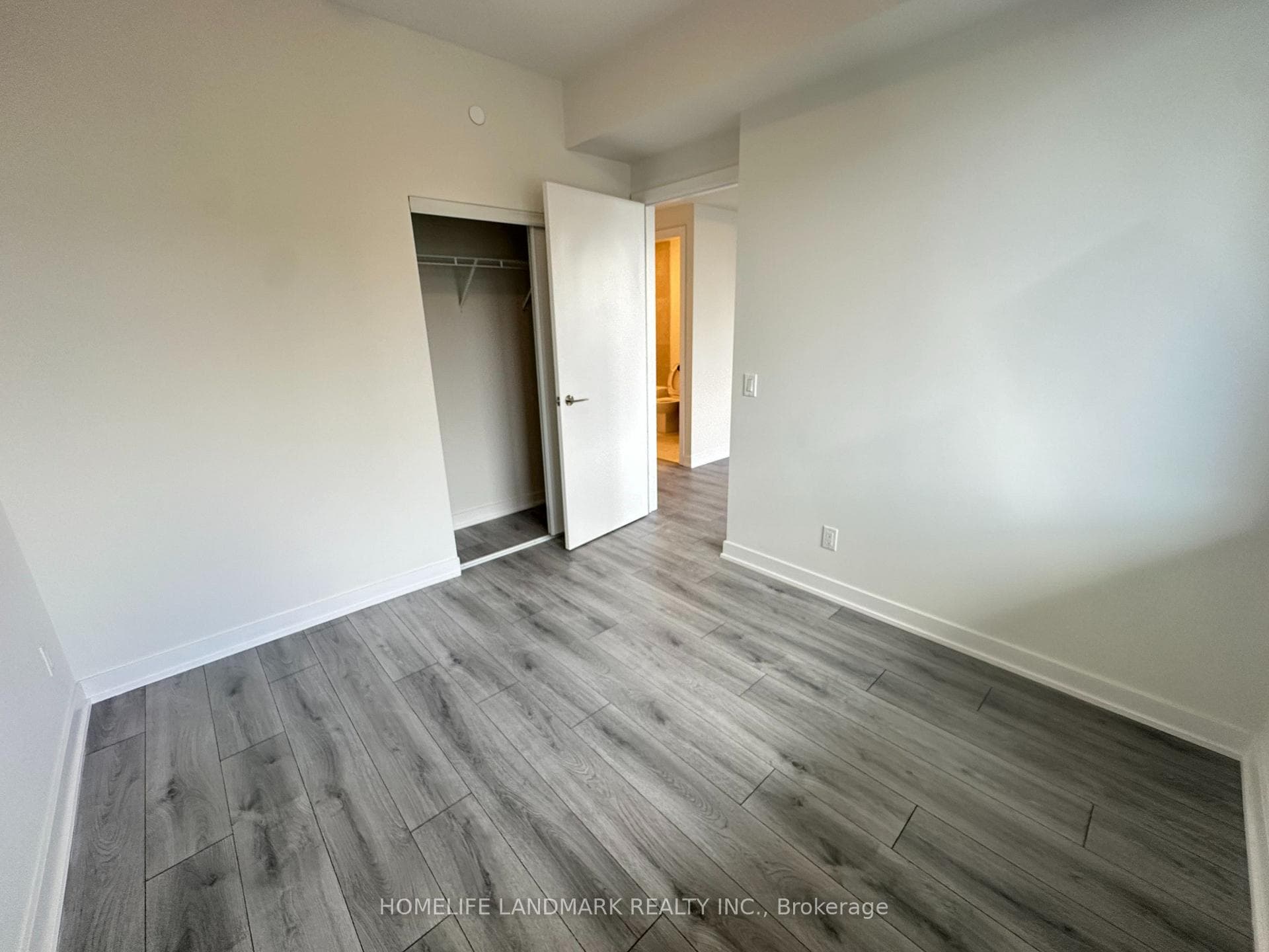 15 Ellerslie Avenue Unit 1509 photo 9