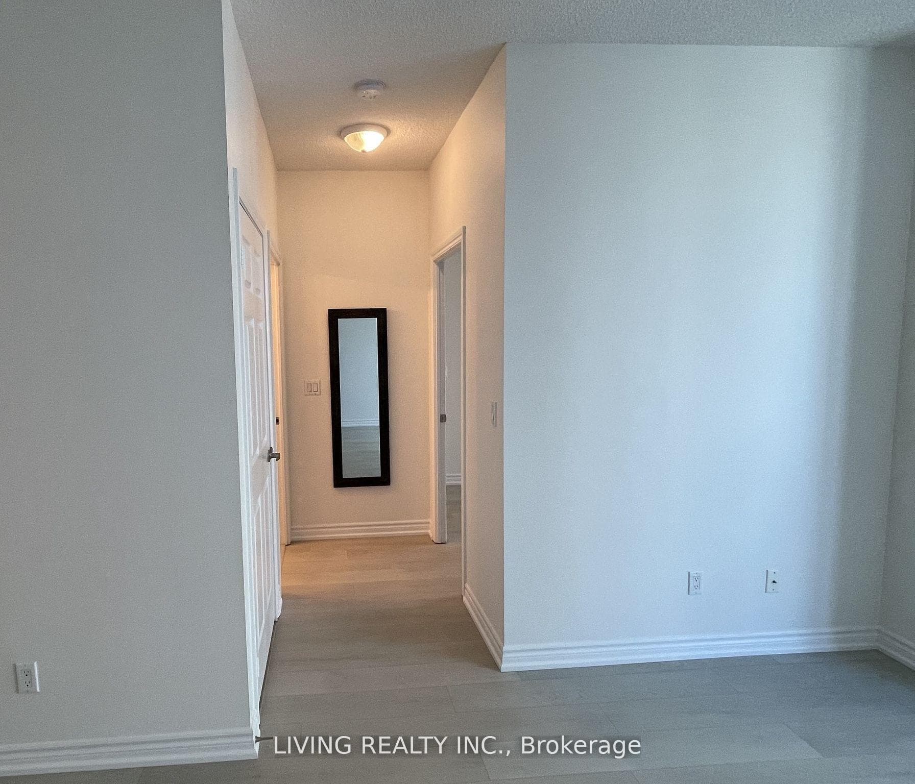 761 Bay Street Unit 3212 photo 4