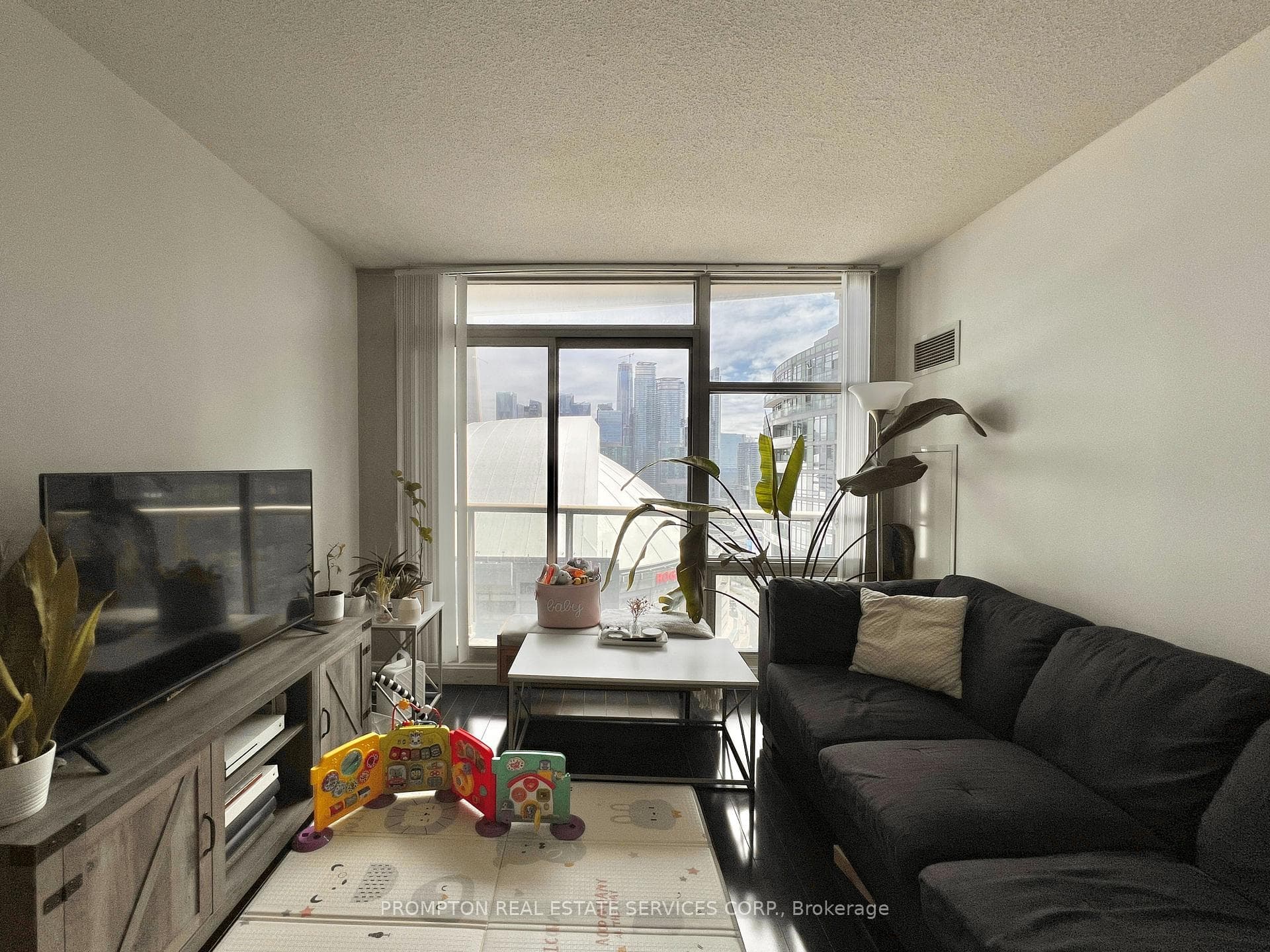 10 Navy Wharf Court Unit 2708 photo 7