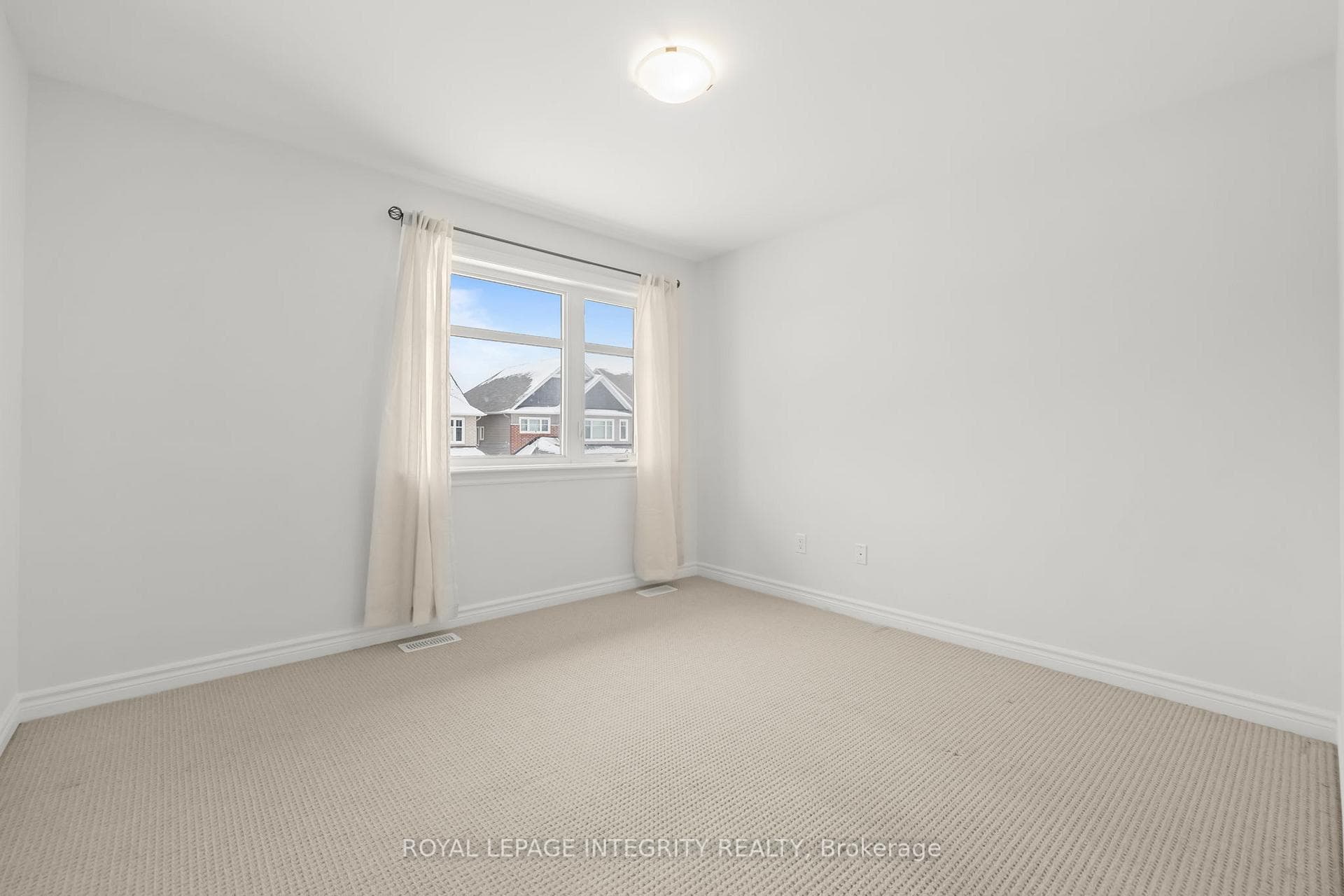 229 Osterley Way photo 29