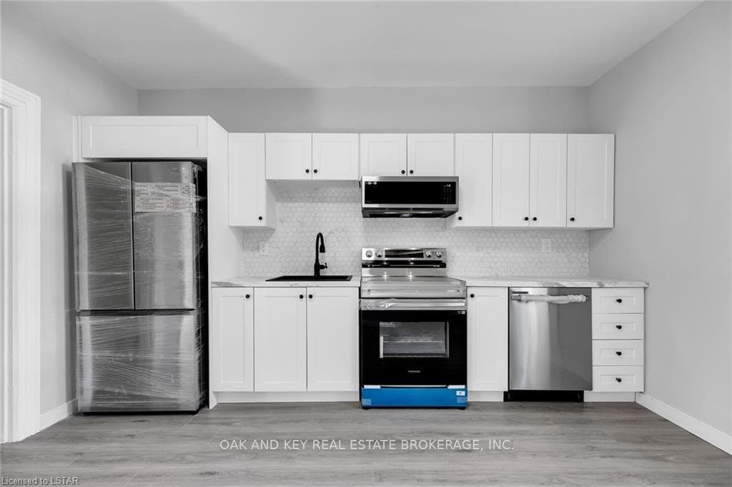 87 CURTIS Street photo 13