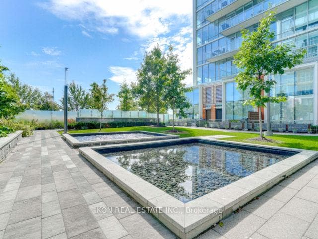 29 Queens Quay Unit 302 photo 35