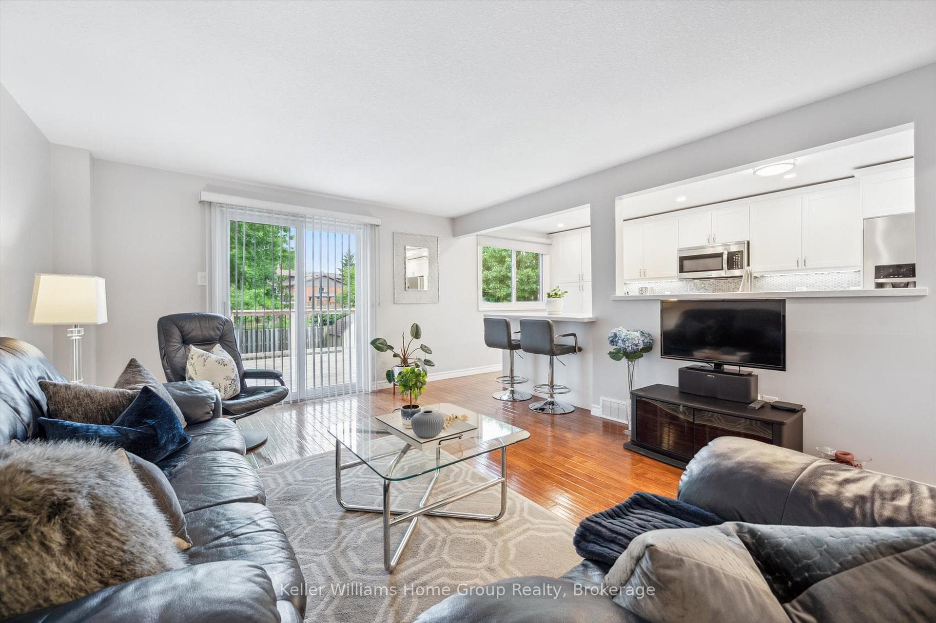 375 Imperial Road photo 8