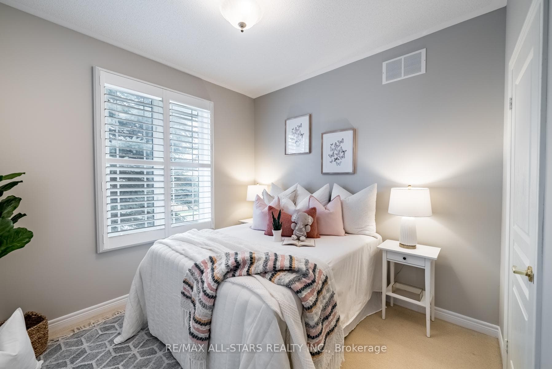 10 Keller Lane photo 27