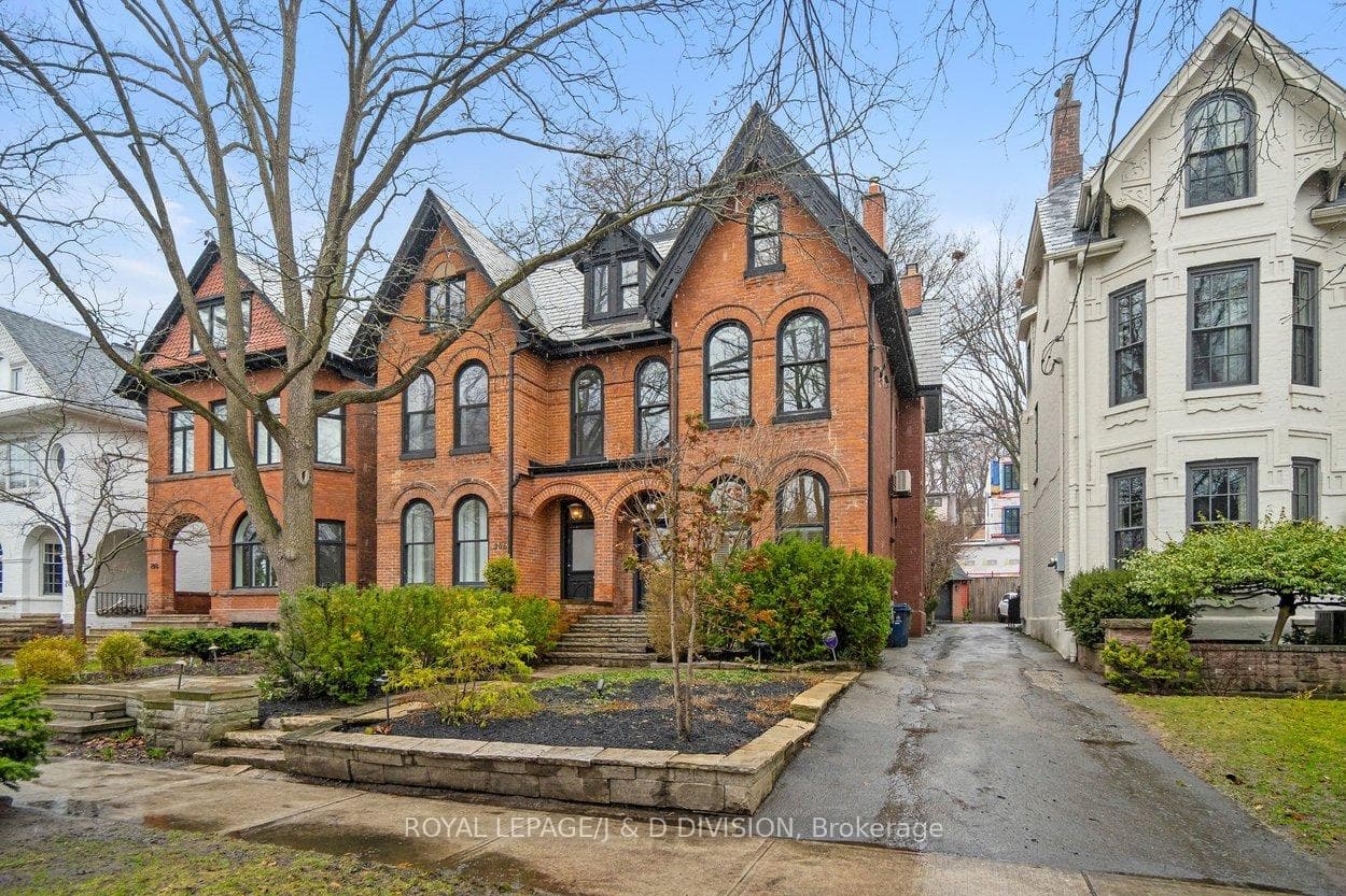 204 Cottingham Street photo 2