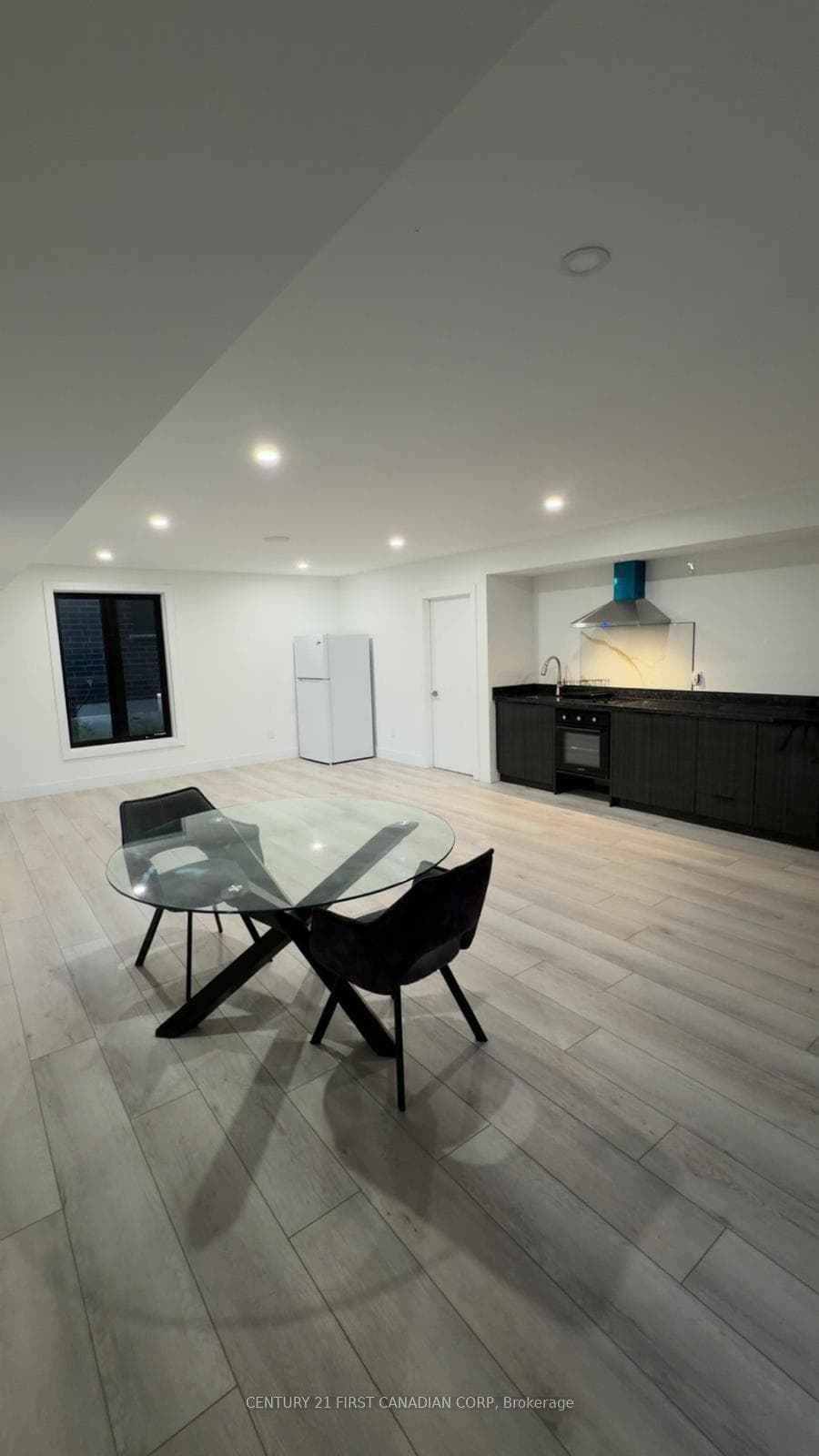 2573 Bridgehaven Drive Unit B photo 8