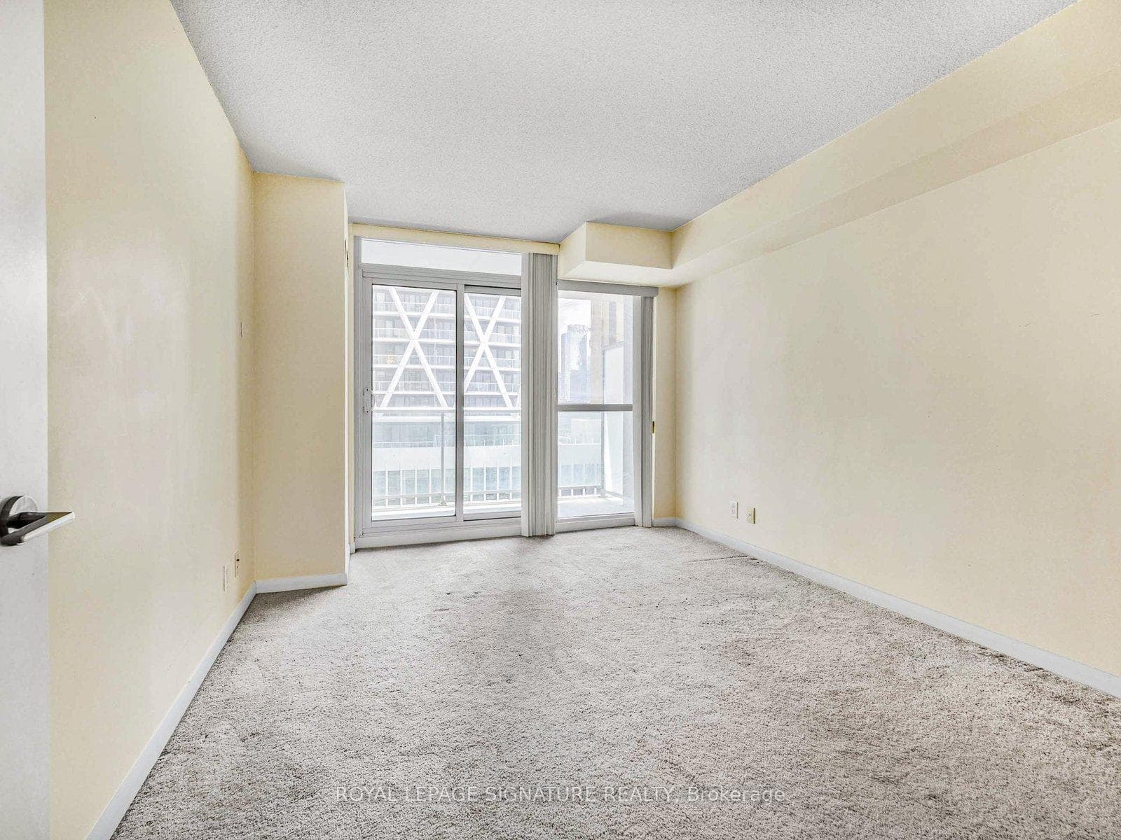 96 St Patrick Street Unit 1106 photo 14