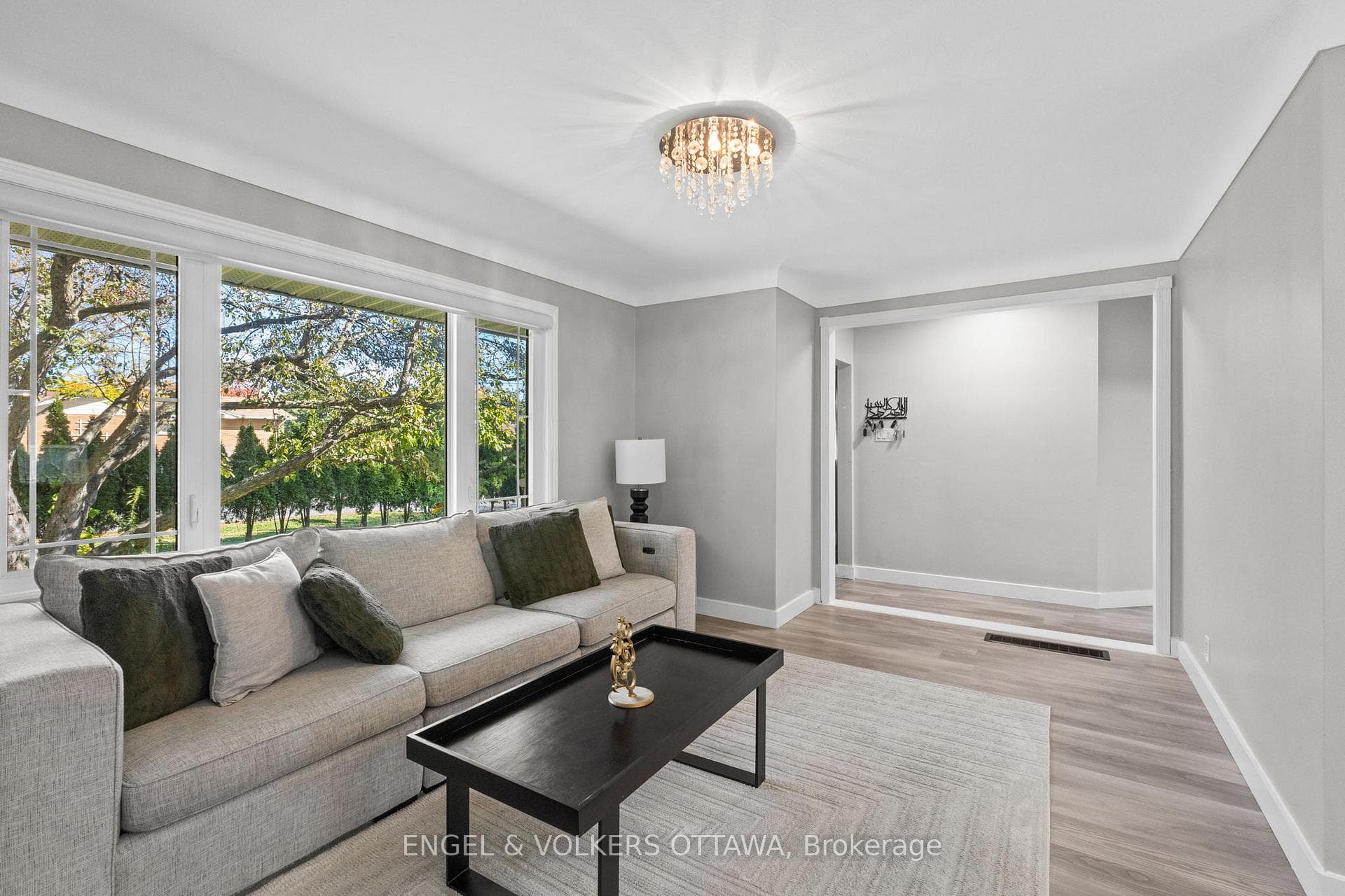 43 Cordova Street photo 5