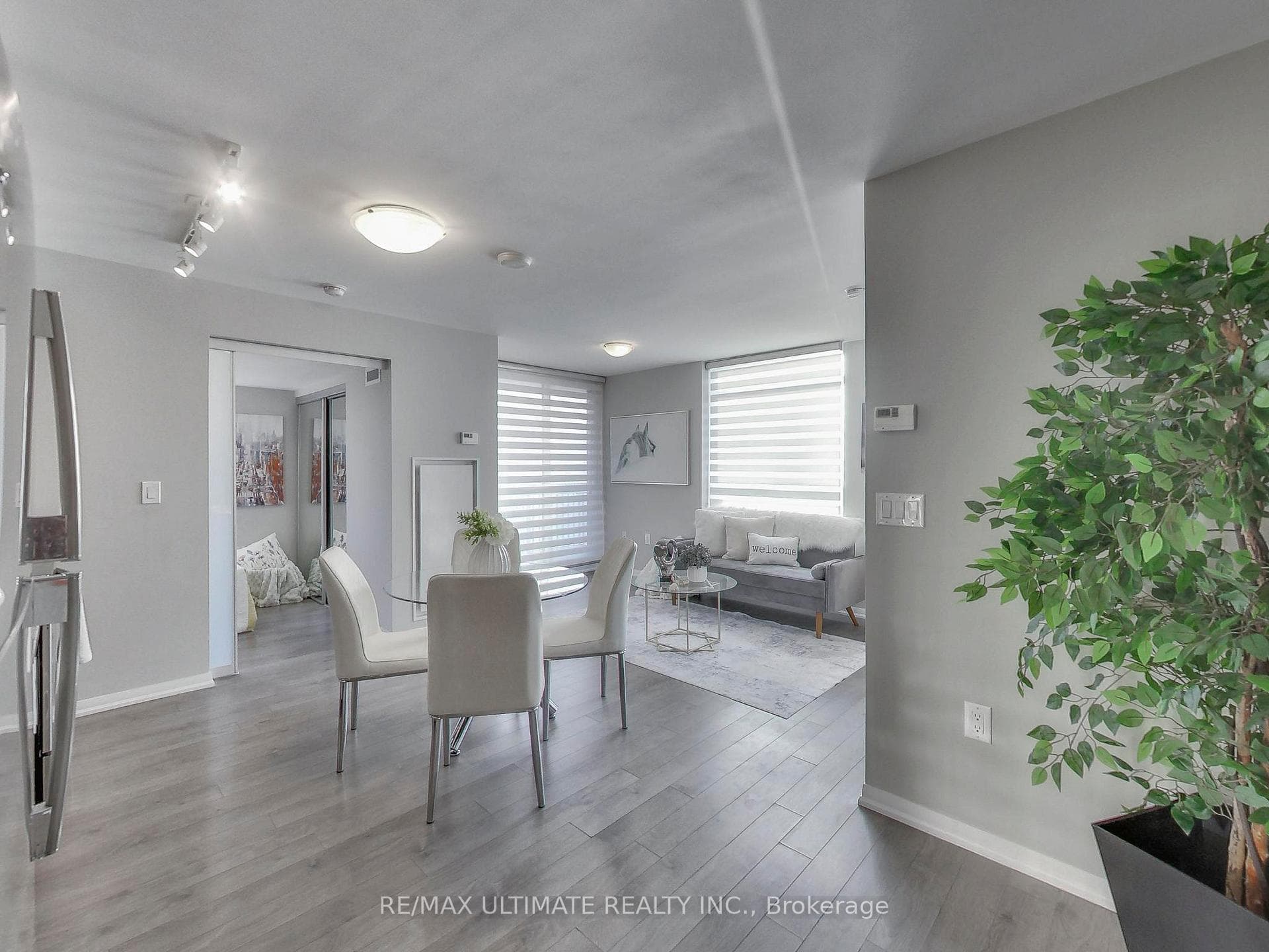 3091 Dufferin Street Unit 1012 photo 21