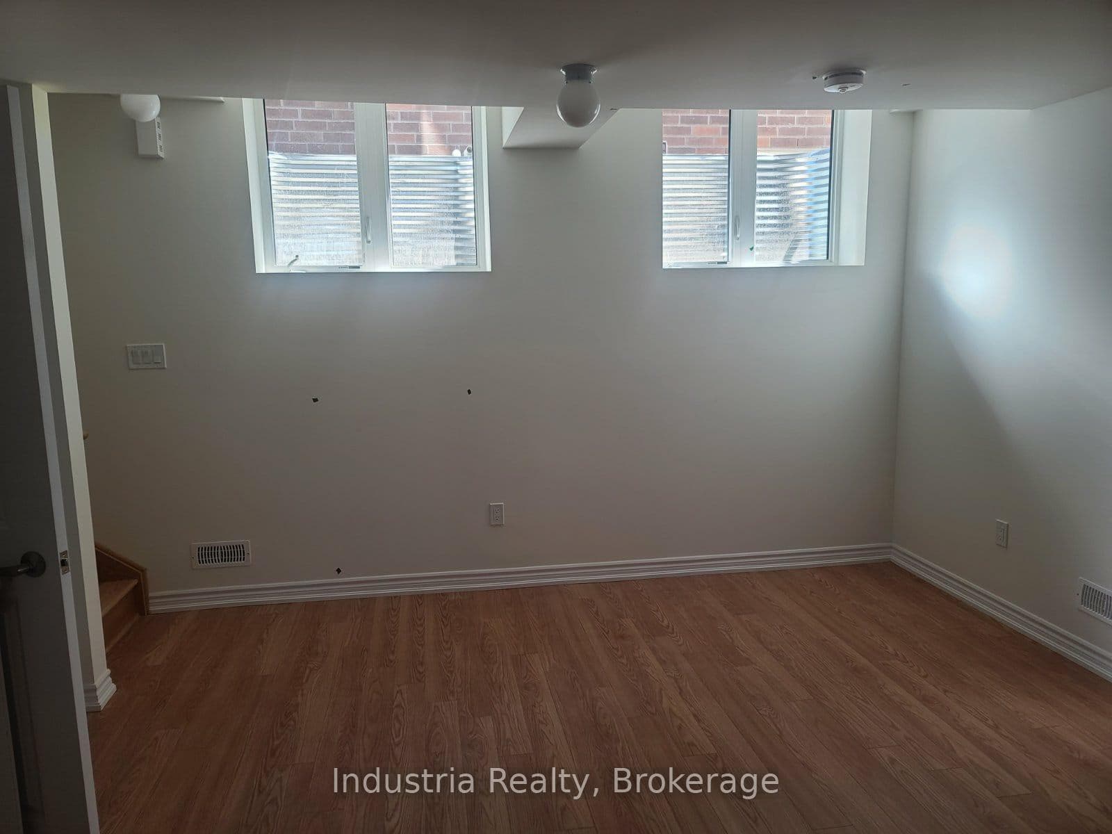 114 Nottingham Road photo 7