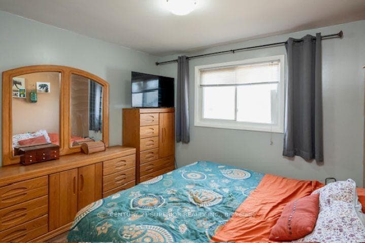 326 Dewe Ave photo 10