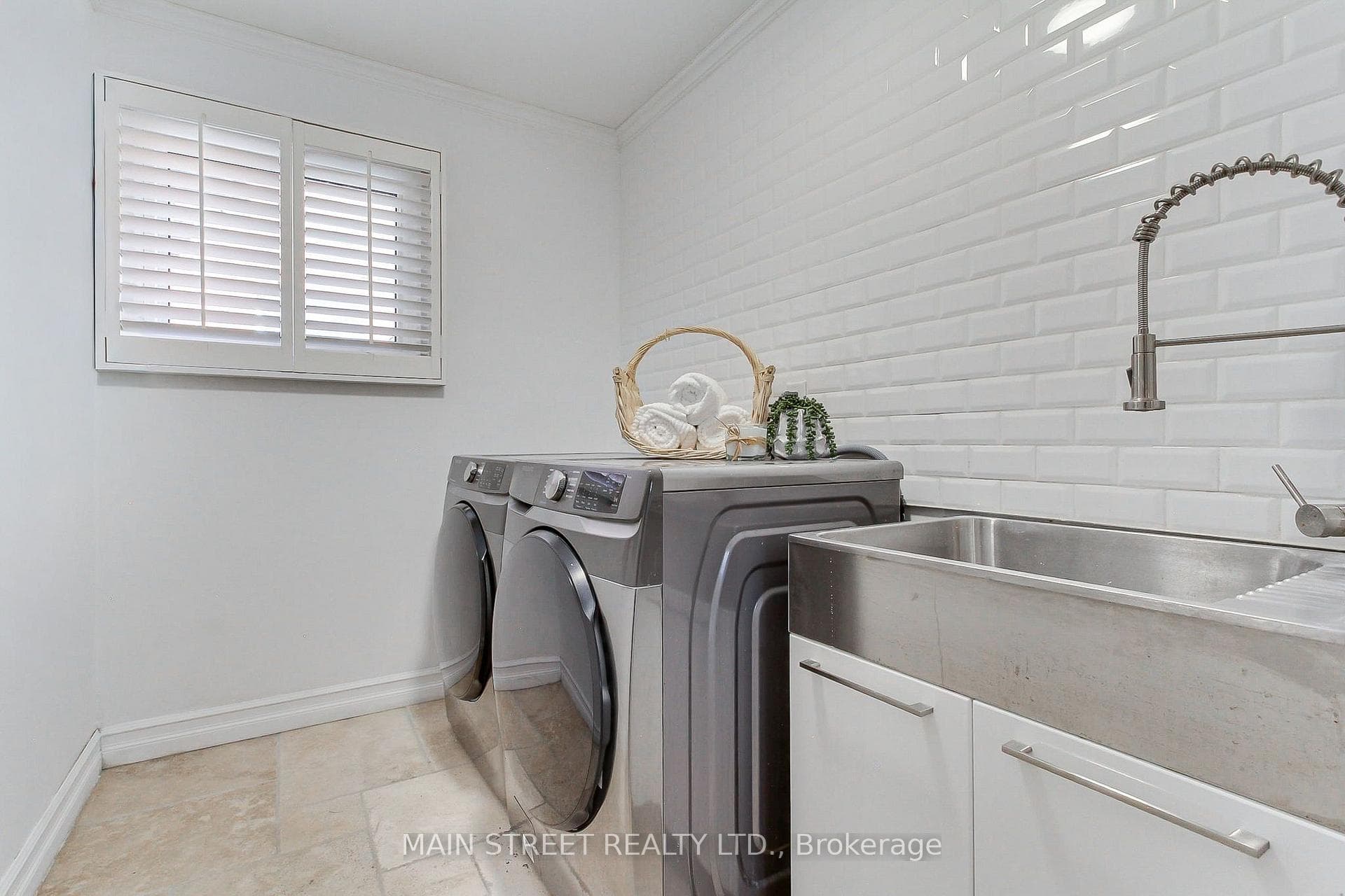 14 Mcgee Crescent photo 19