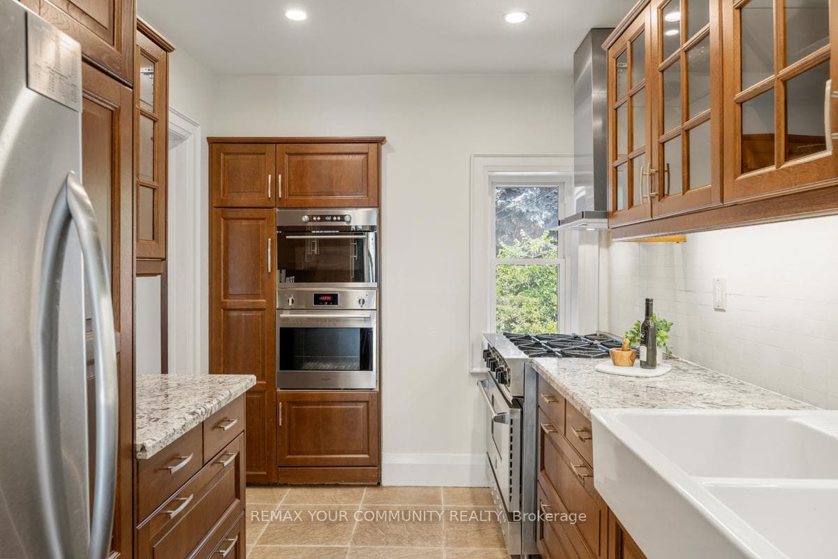 82 Abbott Avenue photo 15