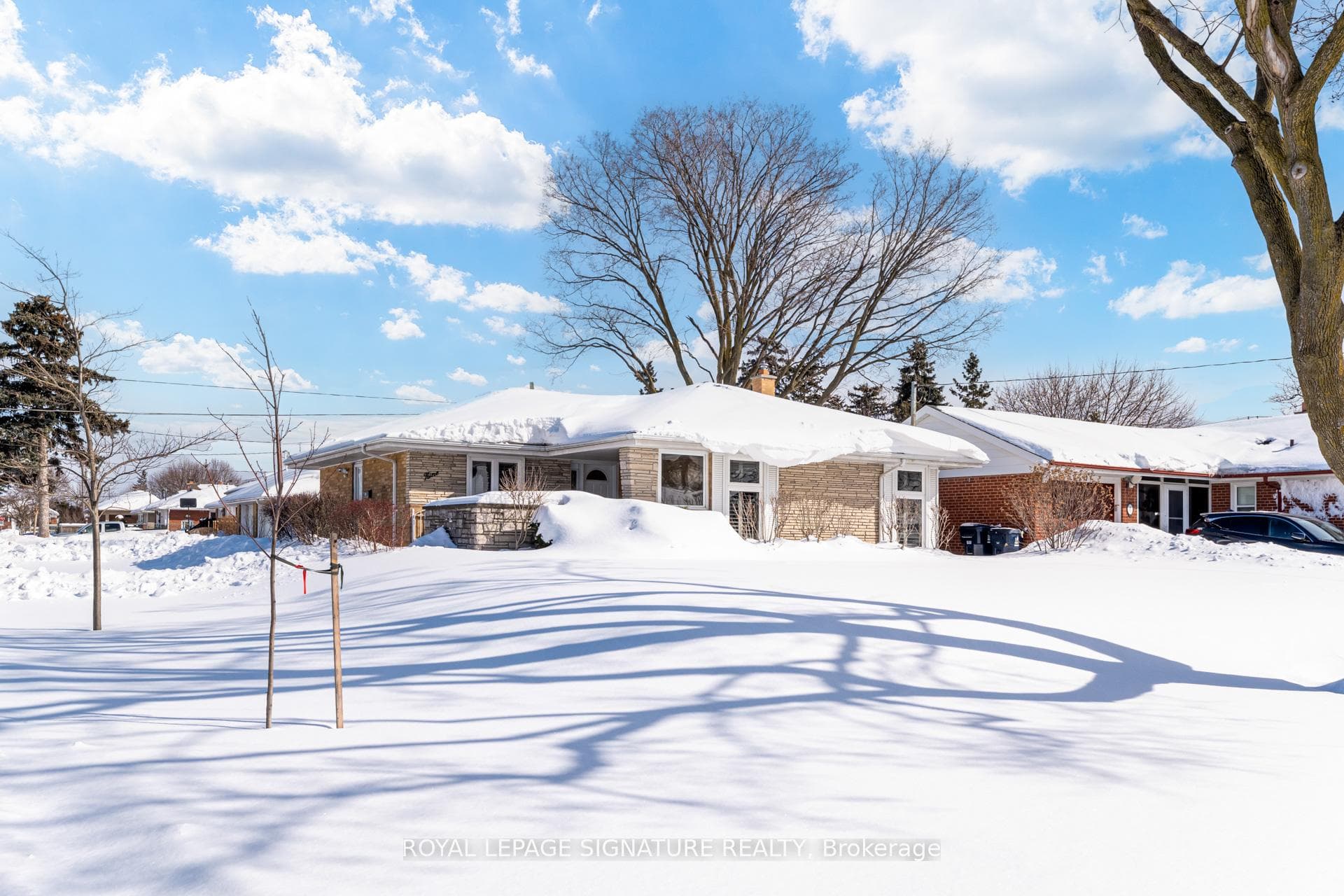9 Amberley Drive