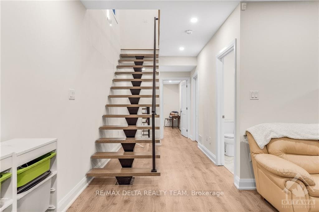 47 AYLEN Avenue photo 19