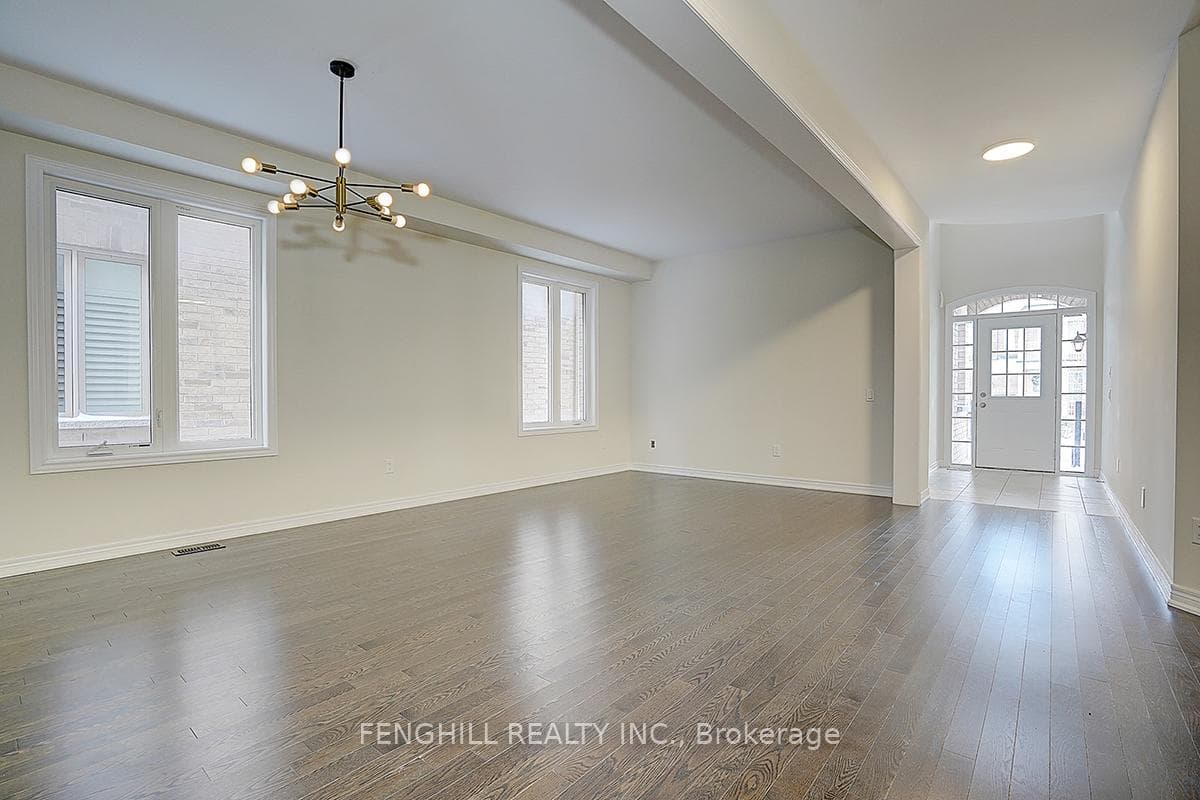 76 Belfry Drive photo 7