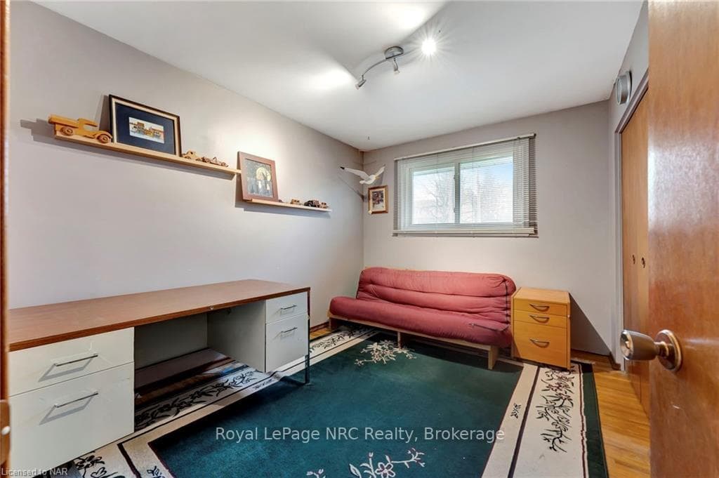 12 Andrew Street photo 11