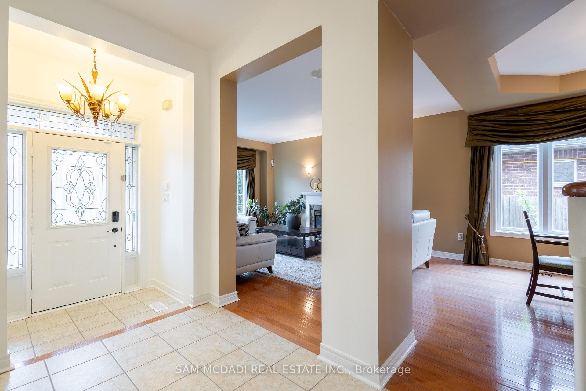 26 Supino Crescent photo 3