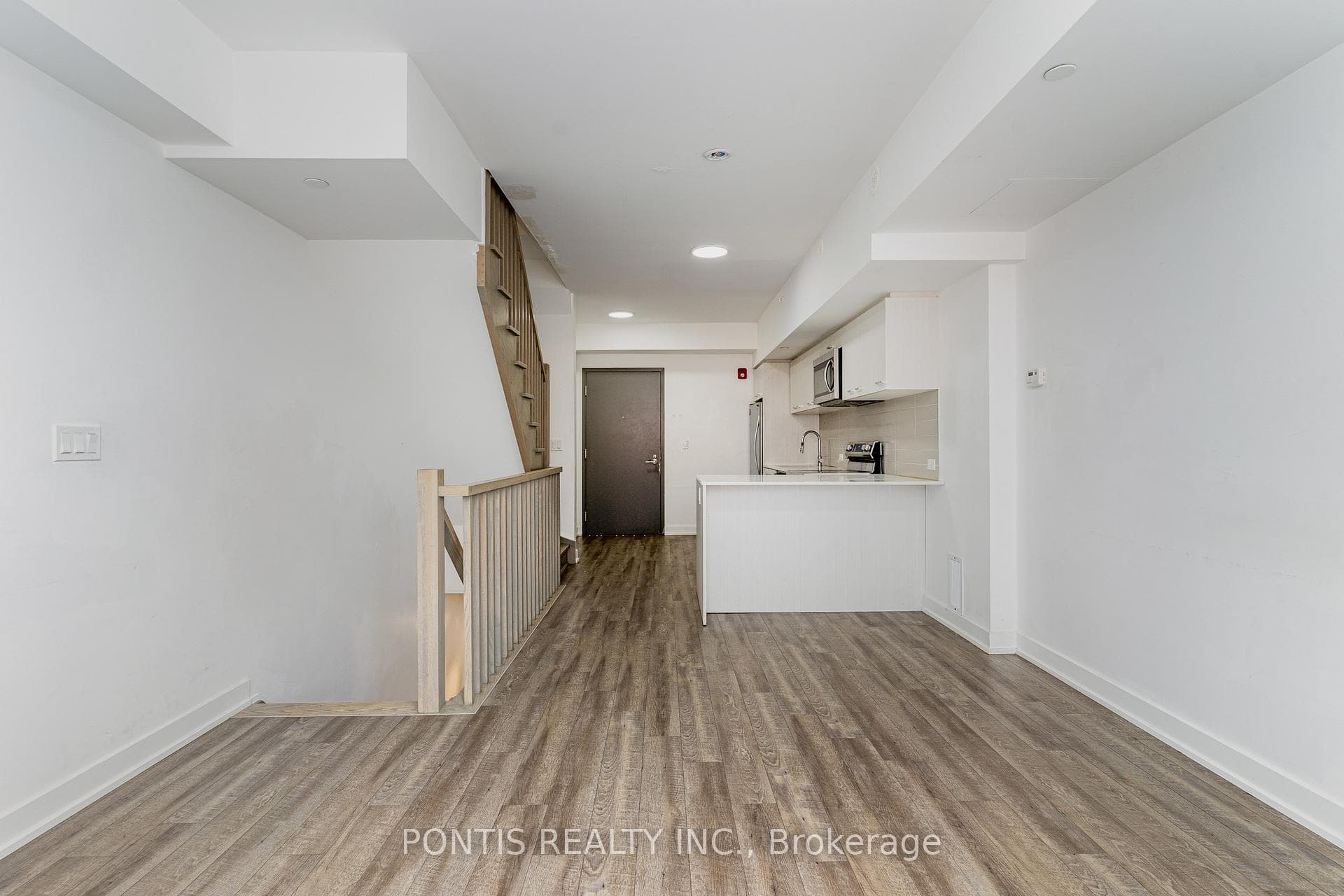 2100 Bridletowne Circle Unit 330 photo 10