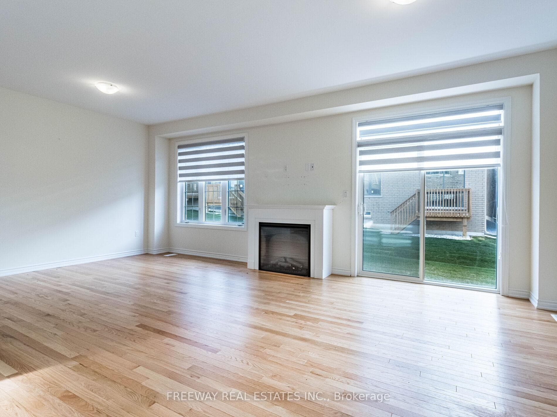 36 Sapwood Crescent photo 17
