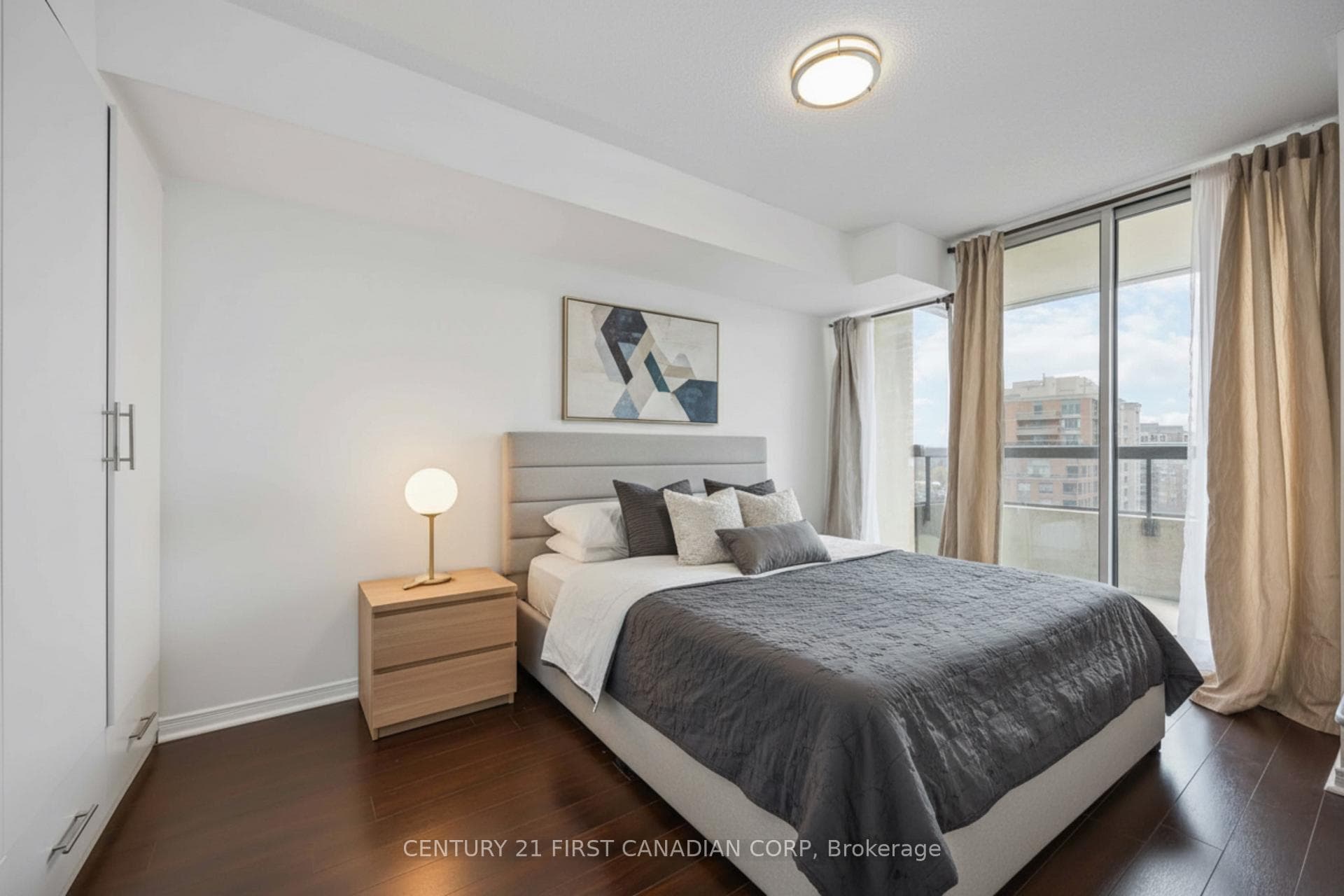 9 Northern Heights Drive Unit 1112 photo 17