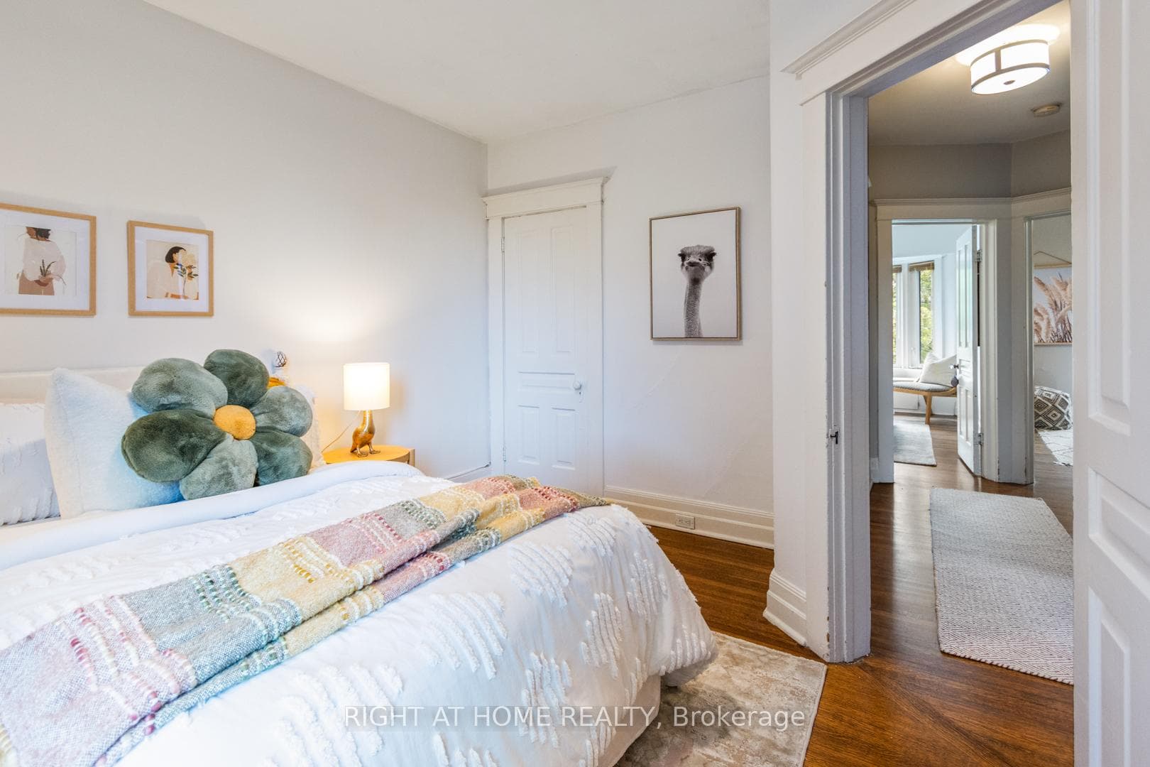 83 Grenadier Road photo 19